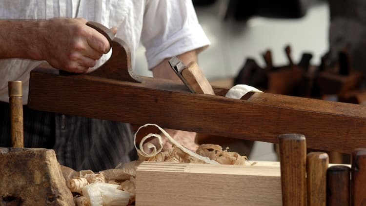 Carpentry & Cabinet Making